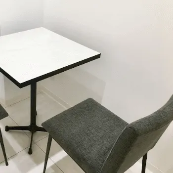 あおばクリニック 東京9院のフォトフェイシャルを受ける前のカウンセリングルーム