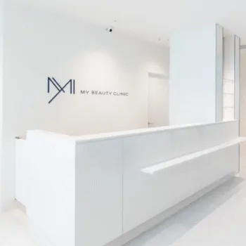 MYビューティクリニックのフォトフェイシャルを受ける前の受付