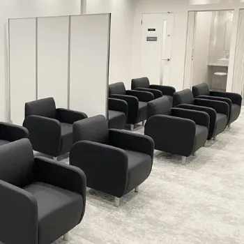 リゼクリニック 東京3院のフォトフェイシャルを受ける前の待合室