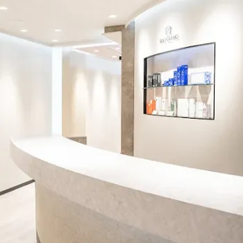 BAO CLINIC 梅田院のジェントルマックスプロの施術を受ける前の受付