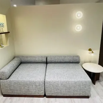 LIGHT CLINIC 大阪院のジェントルマックスプロの施術を受ける前の待合室