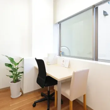 ルシアクリニック 大阪梅田院のジェントルマックスプロによる施術を受ける前のカウンセリングルーム