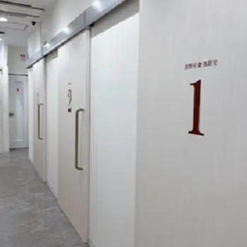 湘南美容皮フ科 梅田茶屋町院の院内の様子