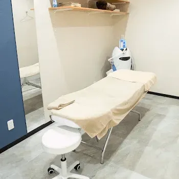 BAO CLINIC 梅田院のポテンツァを受ける施術室