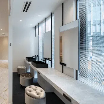 ゆうきクリニック 梅田茶屋町院のポテンツァを受けた後のパウダールーム