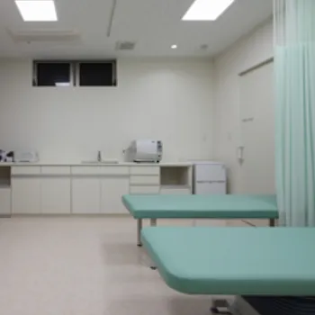 すがや皮フ科クリニックのジェントルマックスプロの施術を行う施術室