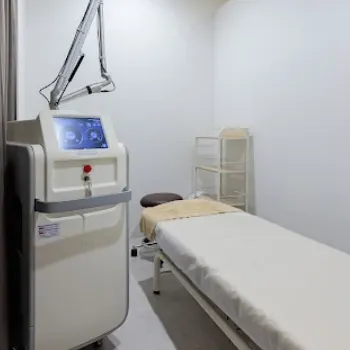 あおばクリニック 横浜院の医療ハイフを受ける施術室