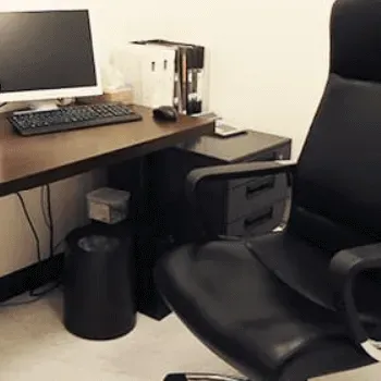 品川美容外科 横浜2院のイオン導入を受ける前の診察室