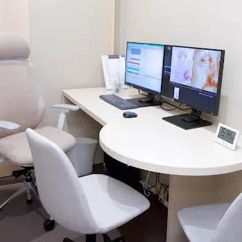 JUN CLINIC YOKOHAMAのピコレーザーを受ける前の診察室