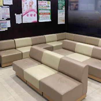 阪神尼崎駅前皮フ科スキンクリニック 尼崎2院の都度払いの医療脱毛を受ける前の待合室