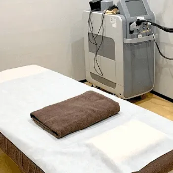 レジーナクリニック 千葉院の都度払いの医療脱毛を受ける施術室