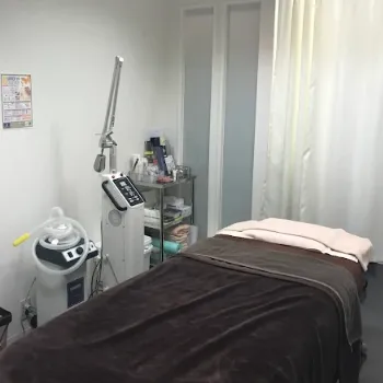 秋葉原スキンクリニックの都度払いの医療脱毛を受ける施術室