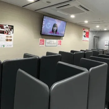湘南美容クリニック 銀座4院の都度払いの医療脱毛を受ける前の待合室
