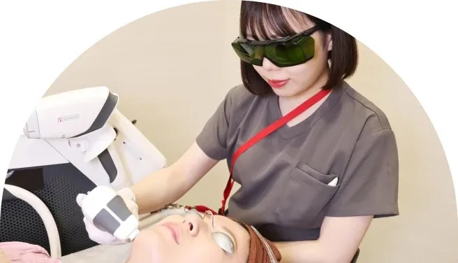 府中で医療脱毛がおすすめのクリニック　施術の様子
