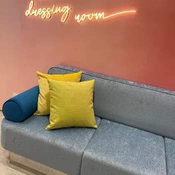 フレイアクリニック 一宮付近1院の都度払いの医療脱毛を受ける前の待合室