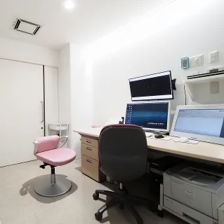 松前内科医院の都度払いの医療脱毛を受ける前の診察室