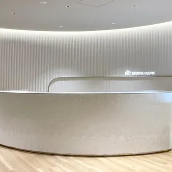 レジーナクリニック 一宮付近1院の都度払いの医療脱毛を受ける前の受付