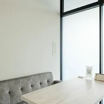 金沢ふたえのクリニックf-clinicのジェントルマックスプロによる施術を受ける前のカウンセリングルーム