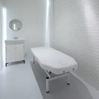 Dual Clinic 神戸院のエラボトックスを受ける処置室