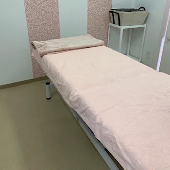 Olito美容外科・美容皮膚科のエラボトックスを受ける処置室