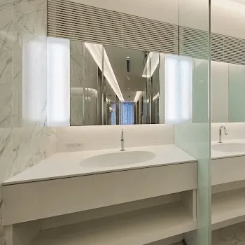 いとうらんクリニック四条烏丸のヒアルロン酸注射を受ける施術室