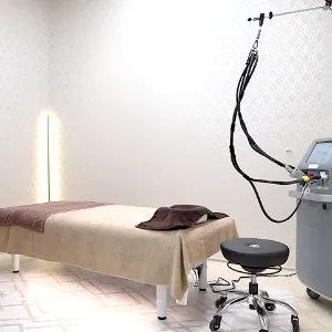 いわさか皮フ科クリニックの都度払いの医療脱毛を受ける施術室