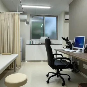 ひまわりクリニックの都度払いの医療脱毛を受ける前の診察室