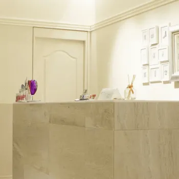 おきなわ美容クリニックのヒアルロン酸注射を受ける前の入口