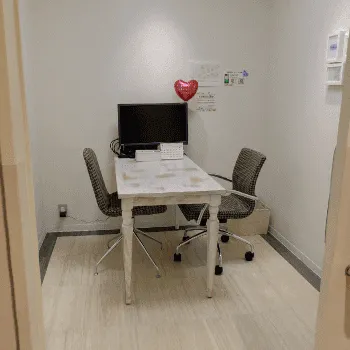 おきなわ美容クリニックのヒアルロン酸注射を受ける前の受付