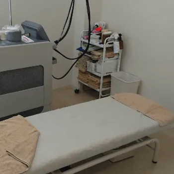 あおばクリニック 大宮院の都度払いの医療脱毛を受ける施術室