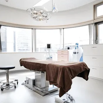 CLASSY 仙台美容外科・美容皮膚科のヒアルロン酸注射を受ける前の受付