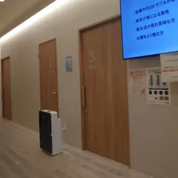 ファミリアクリニック 仙台2院のジェントルマックスプロによる施術を受ける医院の院内の様子