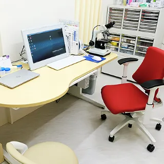 うめがおか皮膚科の都度払いの医療脱毛を受ける前の診察室