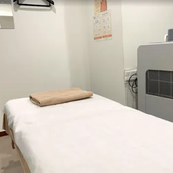レジーナクリニック 心斎橋院の都度払いの医療脱毛を受ける施術室