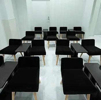 TCB東京中央美容外科 全国105院の都度払いの医療脱毛を受ける前の待合室