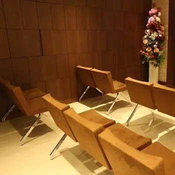 品川美容外科 全国39院のほくろ除去を受ける前の待合室