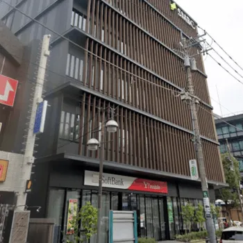 湘南美容クリニック 青葉台院の都度払いの医療脱毛を受ける施設が入っているビルの外観