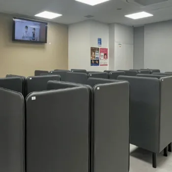 湘南美容クリニック 青葉台院の都度払いの医療脱毛を受ける前の待合室