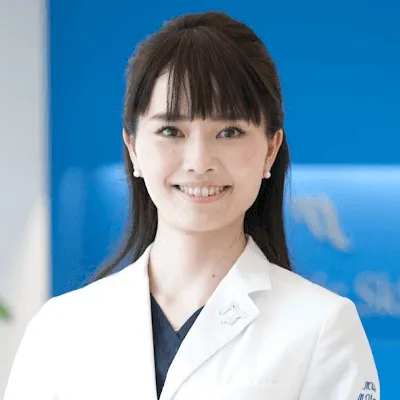 まいこホリスティックスキンクリニックの医療脱毛を受ける前の診察を担当する医師