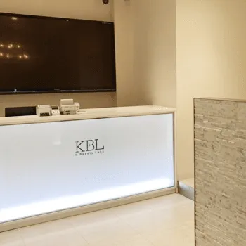 KBL 福岡2店舗のサロン脱毛を受ける前の受付