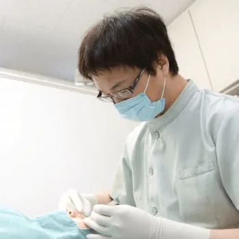 アイエス美容クリニックのクマ取り整形を担当する医師