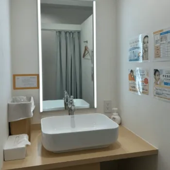 ルシアクリニック 銀座院のジェントルマックスプロによる施術を受けた後のパウダールーム