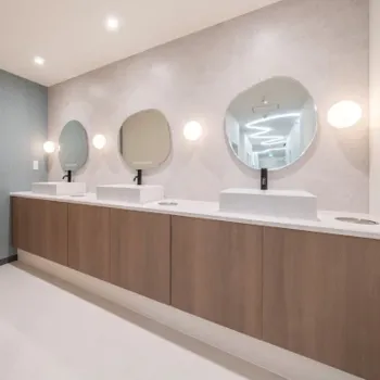 ペガサスクリニックの二重整形を受けた後のパウダールーム