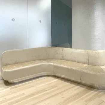 レジーナクリニック 清瀬付近の都度払いの医療脱毛を受ける前の待合室