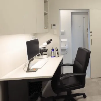 はなふさ皮膚科 久我山院の都度払いの医療脱毛を受ける前の診察室