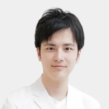 盛岡美容外科の二重整形を担当する医師