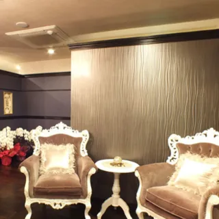 Dione 名古屋3店舗のサロン脱毛を受ける前の待合室