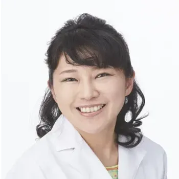 なら美容・形成クリニックの二重整形を担当する医師