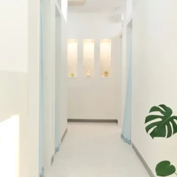 オスピスのサロン脱毛を受ける店舗の廊下