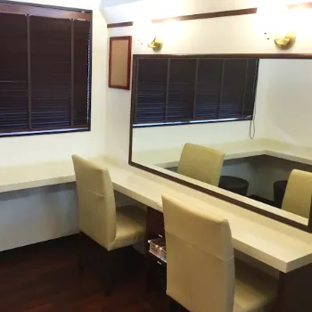 ジェイエステティック 那覇店のサロン脱毛を受けた後のパウダールーム